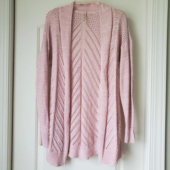 Leo & Nicole Sweaters - Leo & Nicole Long Crochet Duster Cardigan M